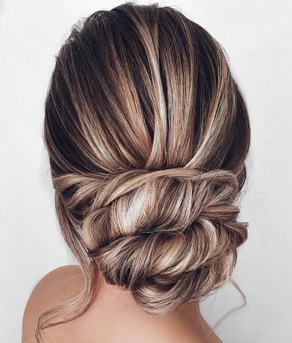 14 Beautiful Ways to Wear Your Wedding Hairstyles Down | All Things Hair US