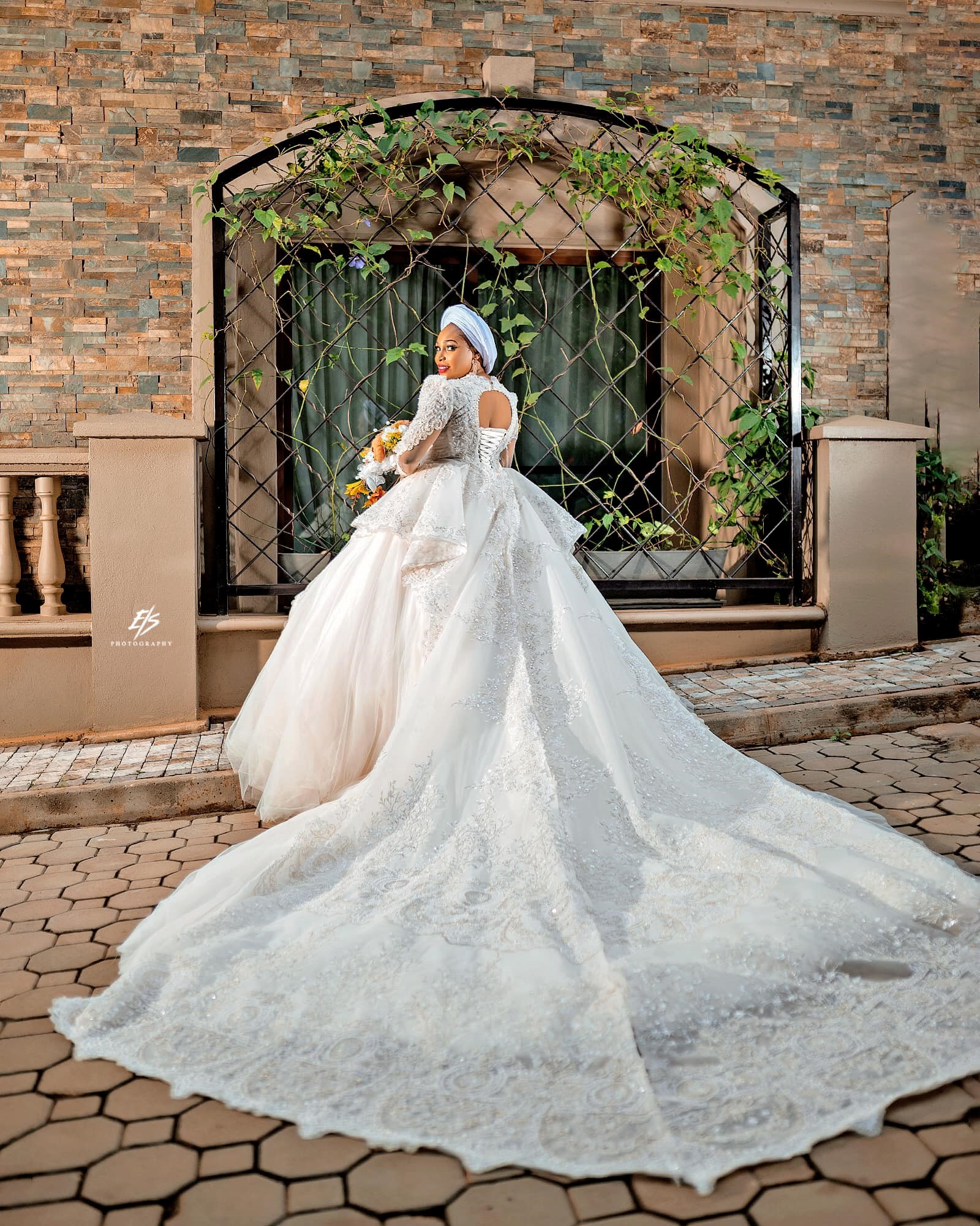 Top wedding dress outlet shops